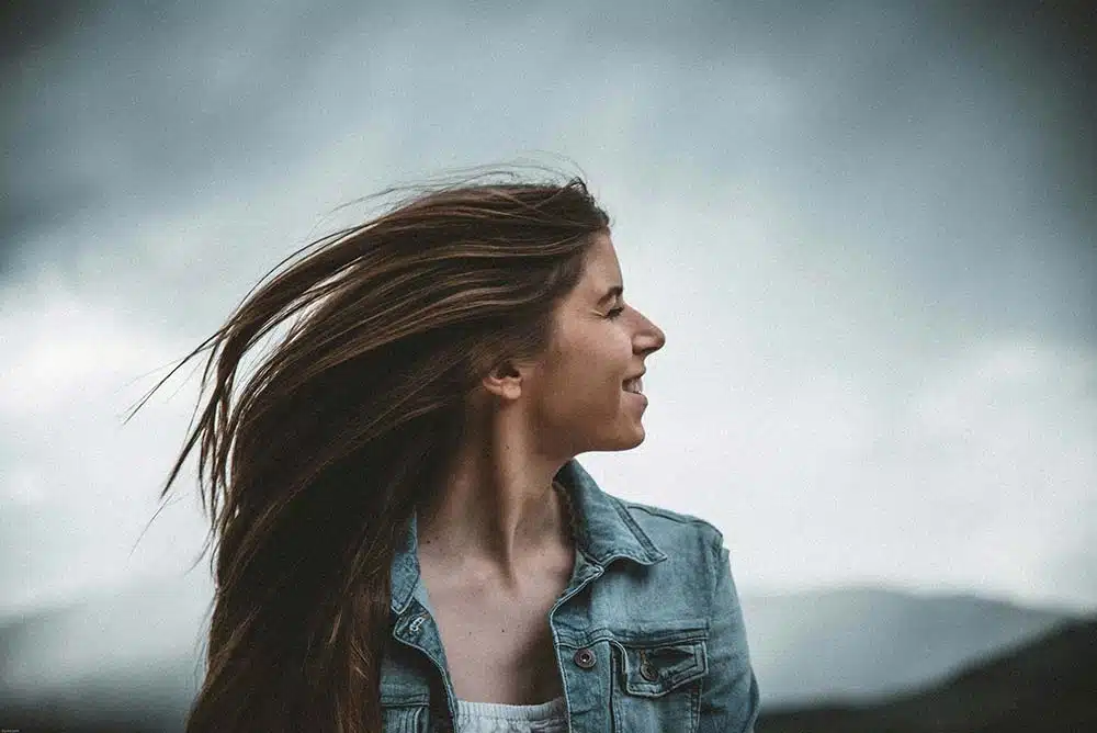 Tilt shift photo of a woman